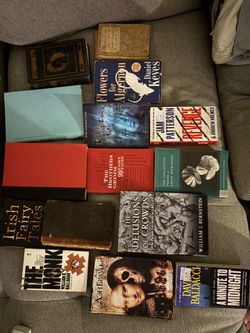 Book Lot – 15 Books, Mixed Genres 📚 and bookends