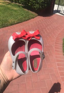 Mini Melissa size 7
