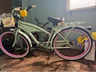 Woman’s bicycle