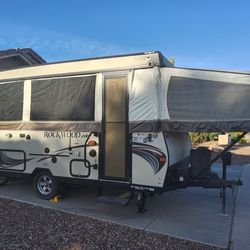 2015 Forest River Rockwood HW277 popup camper