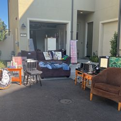 The Bedfords Community Garage Sell