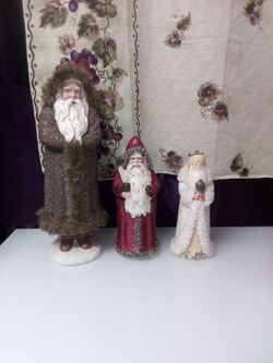 Set of 3 Vintage-Style Santa Claus Figurines
