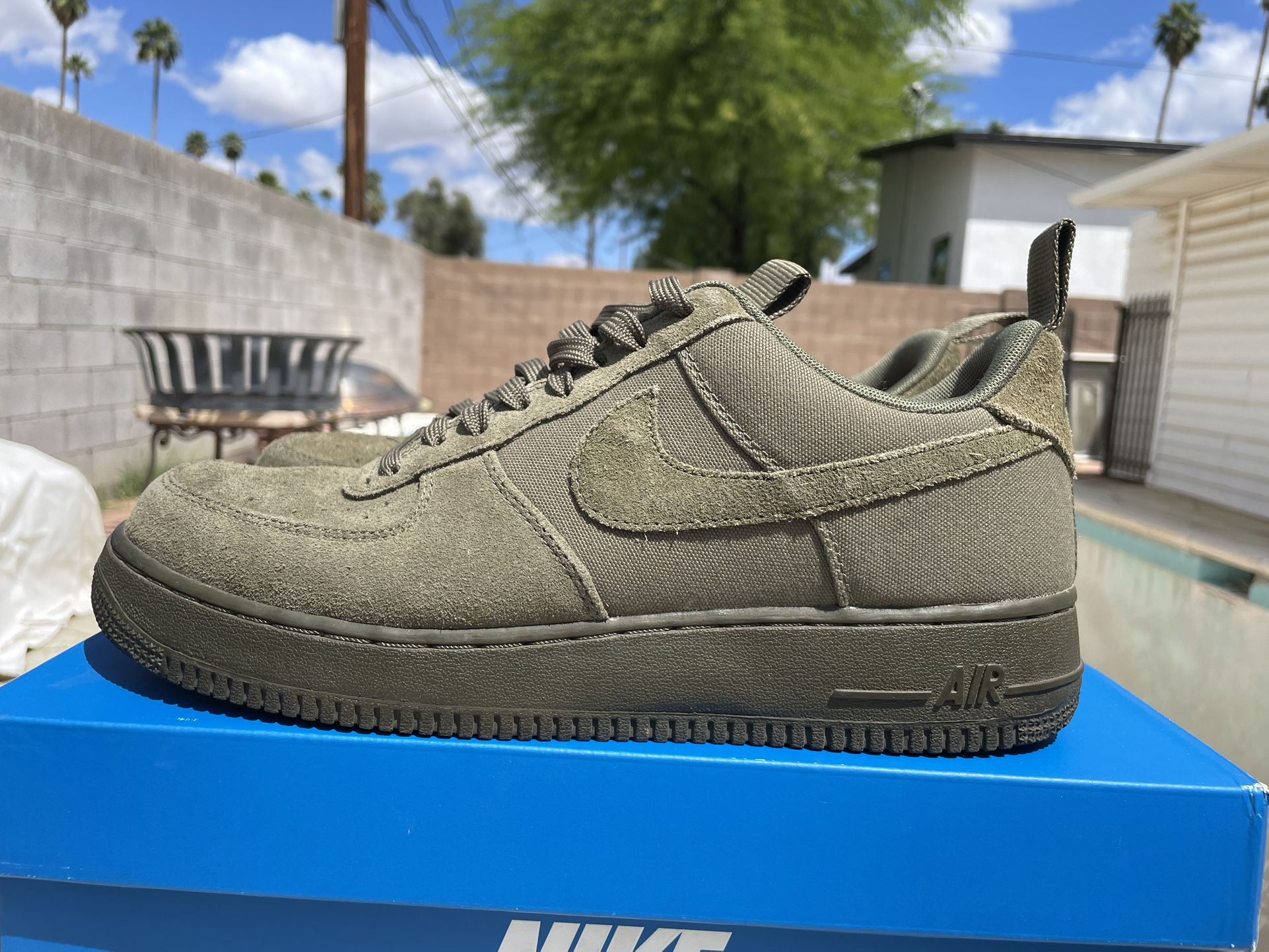 Nike AF1 Low Olive Size 10.5
