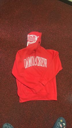DaMob crew hoodie world is yours