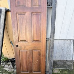 32 In Door 