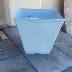 Plastic pot for plant