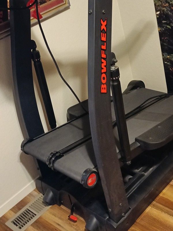 Bowflex Tread Climber