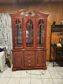 Top display Hutch