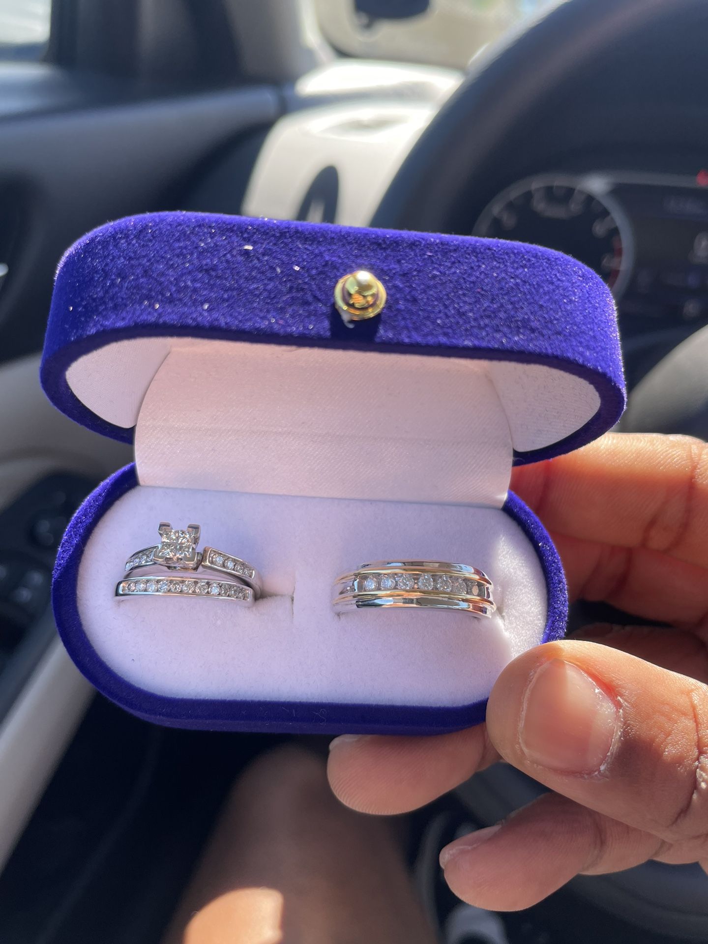 10k Gold & Diamonds Wedding Rings 