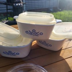 Vintage Corningware blue cornflower