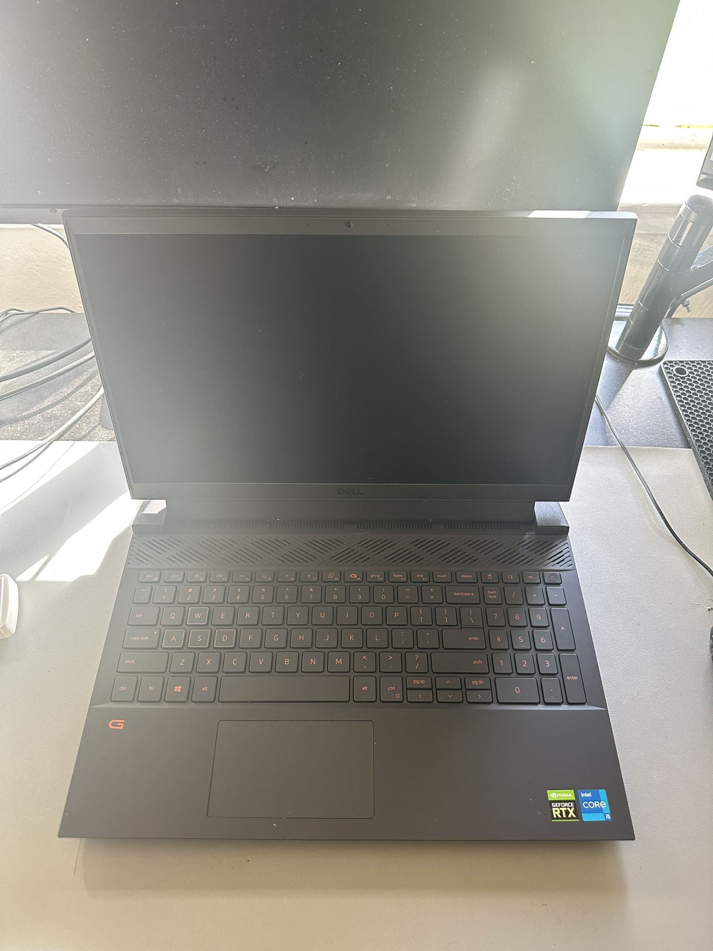 Dell G15 5511 Gaming Laptop - READ DESC