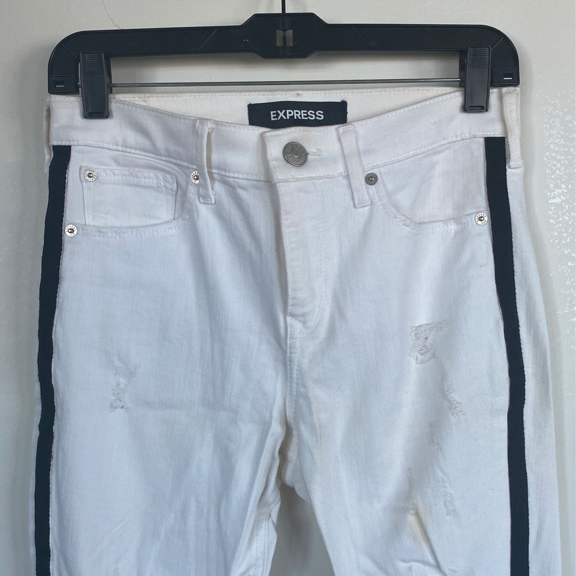 White Distressed Jeans With Stripe