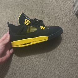 Jordan 4 Retro
