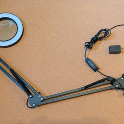 Desk Magnifier w/ Lamp