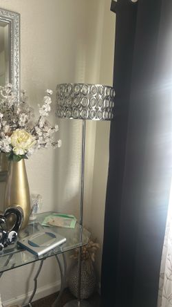 Floor lamp