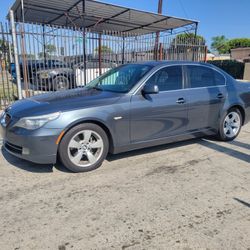 2008 BMW 528I 