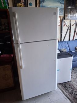 FRIDGE..FRIDGE...3 O X66 ...WORKING GOOD DELIVER X $...