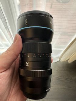 Sirui 24mm Anamorphic Lens