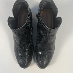 Lucky Brand Women’s Black Leather Snake Print Booties Size 9 Brittany Shoes Zip