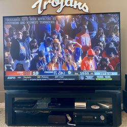 Mitsubishi WD-73C12 73” Rear Projection TV