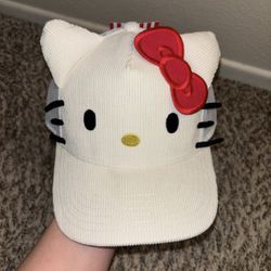 Hello Kitty white trucker hat