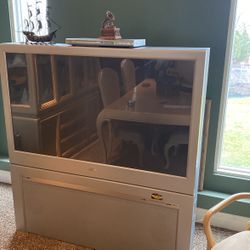 Philips HDTV match Line 55inscreen 52 1/2L 56 H 25w