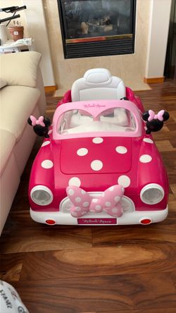 Minnie Mouse Battery Operated Ride On Car