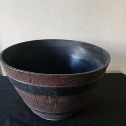 Plastic Barrel Design Flower Pot