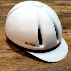 Troxel Horseback riding Helmet 
size Legacy Medium 
( size chart included in pics  )