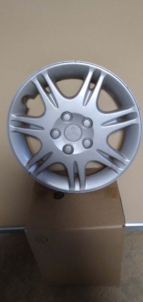 Mitsubishi Wheel Cover