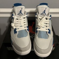 Jordan 4 Military Blue Size 10 Men’s Sneakers