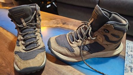 Merrel hiking boots