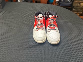 Air Jordan one mid SE (GS)