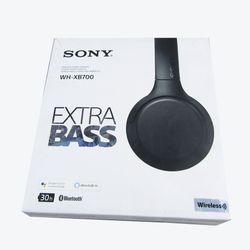 Sony WHXB700 Wireless Extra Bass Bluetooth Headset/Headphones With Mic For Phone Call And Alexa Voice Control, Black LN  