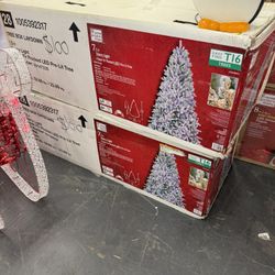 7 1/2 Feet Christmas Tree