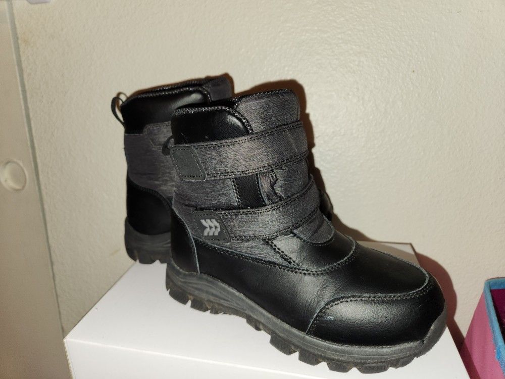 Snow Boots 