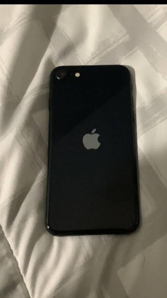 UNLOCKED LIKE NEW IPHONE SE 2022 Metro- Cricket