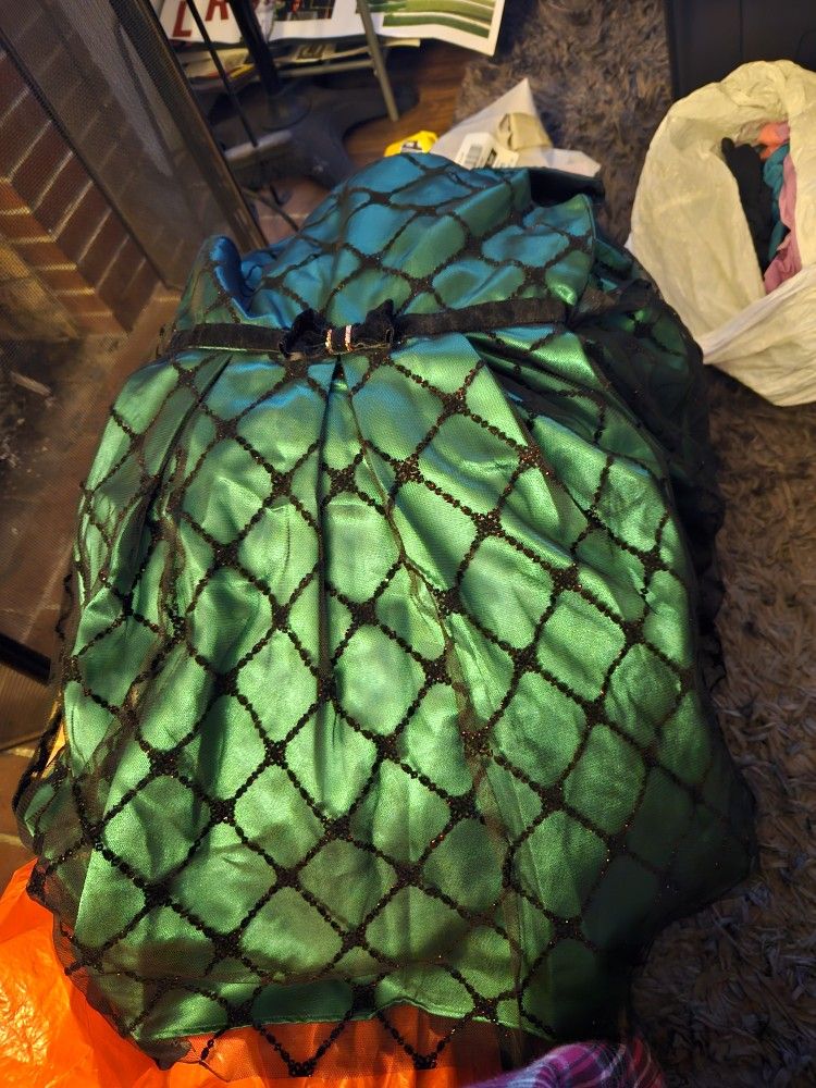 Girls Clothes Size 10 To 14 Used