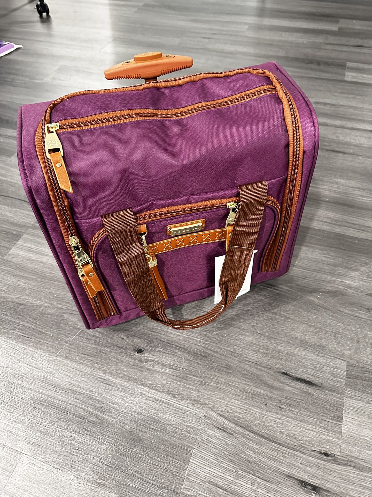Steve Madden NWT Multi Speedy Travel Bag Hard To Find for Sale in Trout  Valley, IL - OfferUp