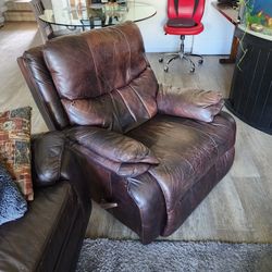 Nice Leather Recliner Works Good Clean