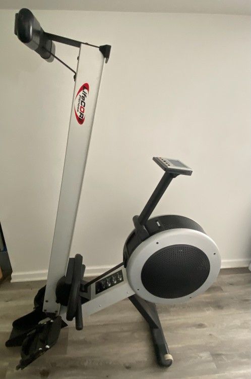 Lifecore Rowing Machine