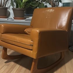 Rocking Chair$90