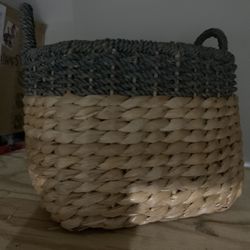 Baskets 