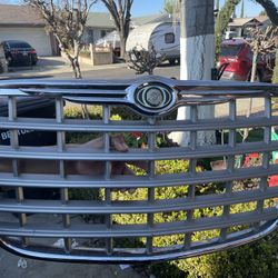 Chrysler 300 Grill 2005-2008 Emblem Dodge Mopar