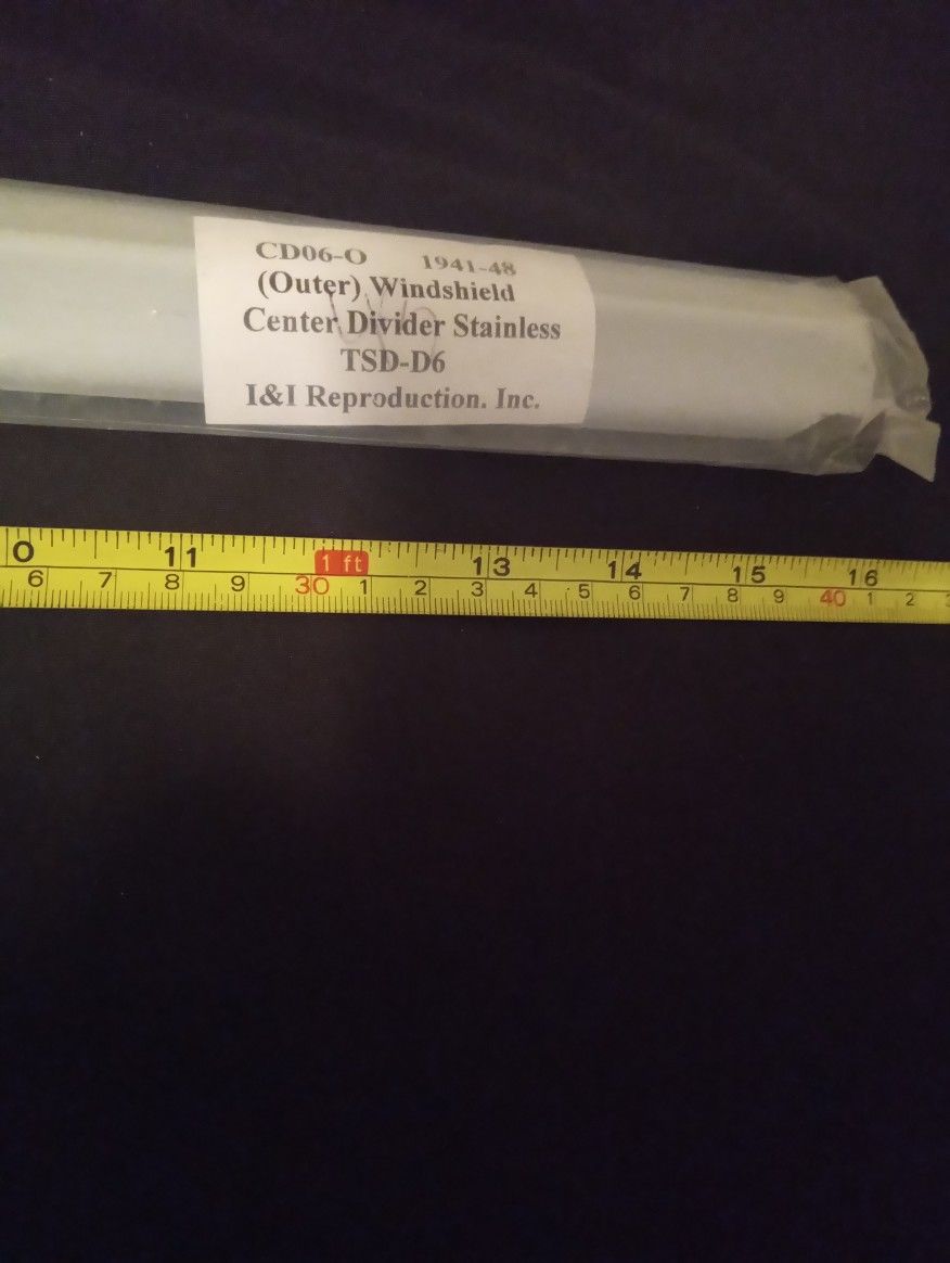 1941-48 Chevy Windshield Divider.