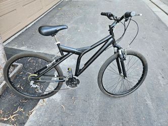 Kent Mountain Bike with Shimano Drivetrain