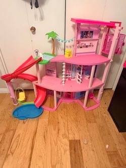 Barbie dream house