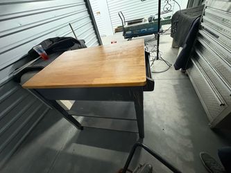 Cutting board table