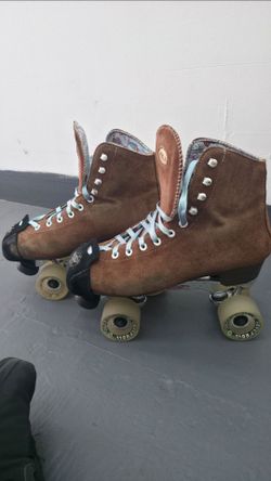 Men's size 12/13 roller skates