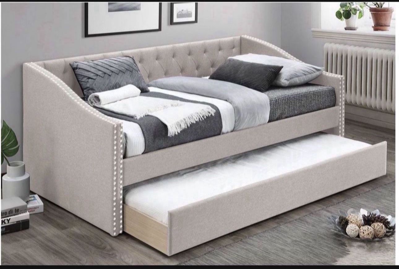 Brand New In Box Day Bed W/ Slats + Trundle And 2 Mattresses. Pick Up In Long Beach